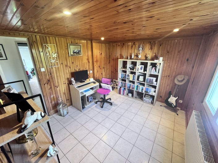 Image No.14-3 Bed House for sale