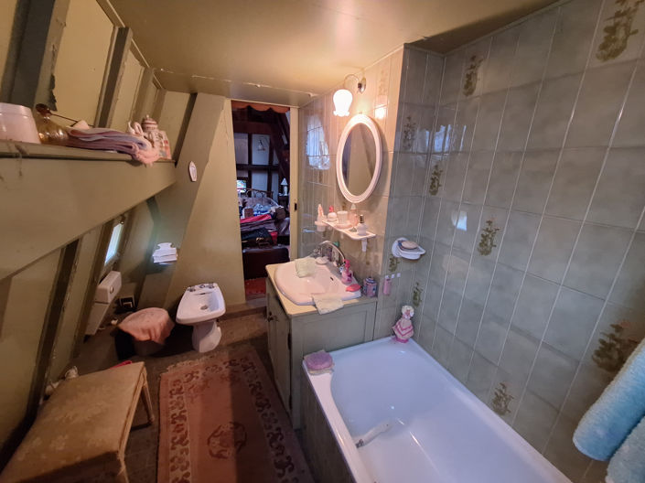 Image No.15-4 Bed House for sale