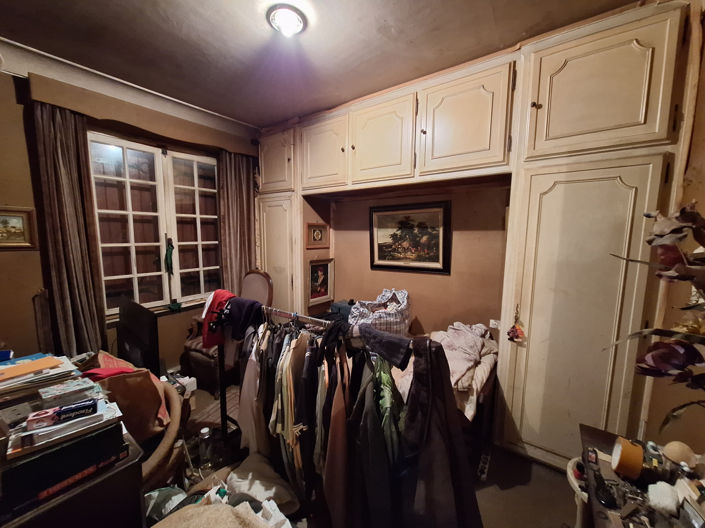 Image No.8-4 Bed House for sale