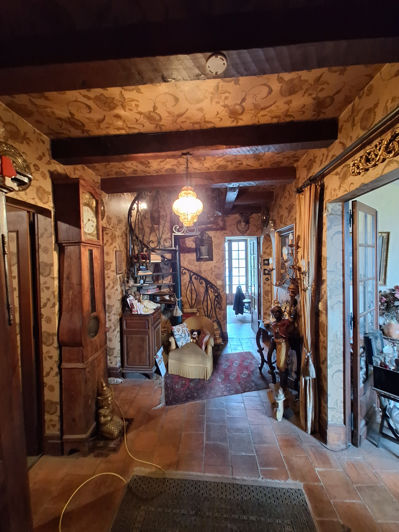 Image No.9-4 Bed House for sale