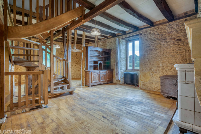 Image No.11-4 Bed House for sale