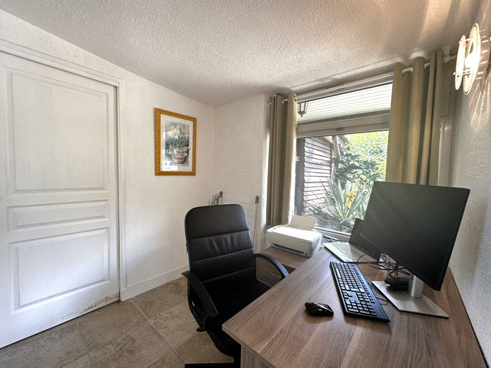 Image No.9-3 Bed House for sale