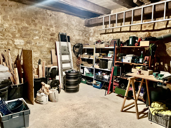 Image No.25-3 Bed House for sale