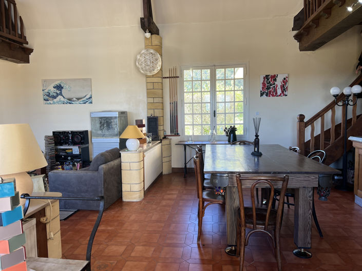 Image No.10-5 Bed House for sale