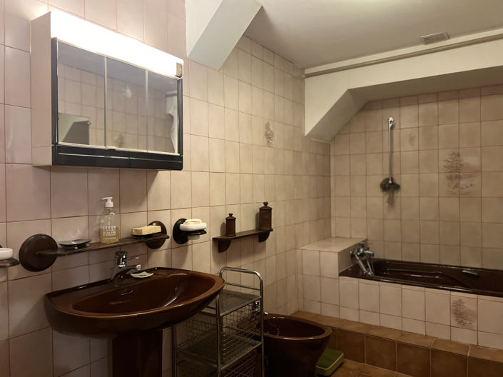 Image No.13-5 Bed House for sale