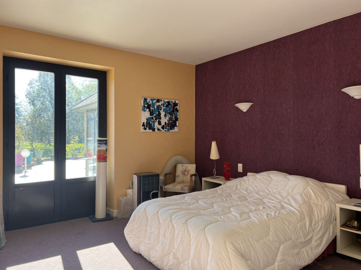 Image No.19-5 Bed House for sale