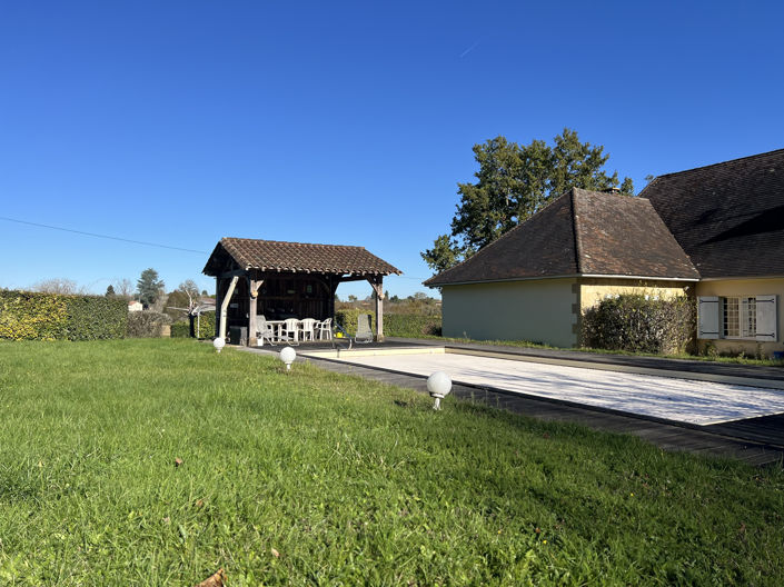 Image No.2-5 Bed House for sale