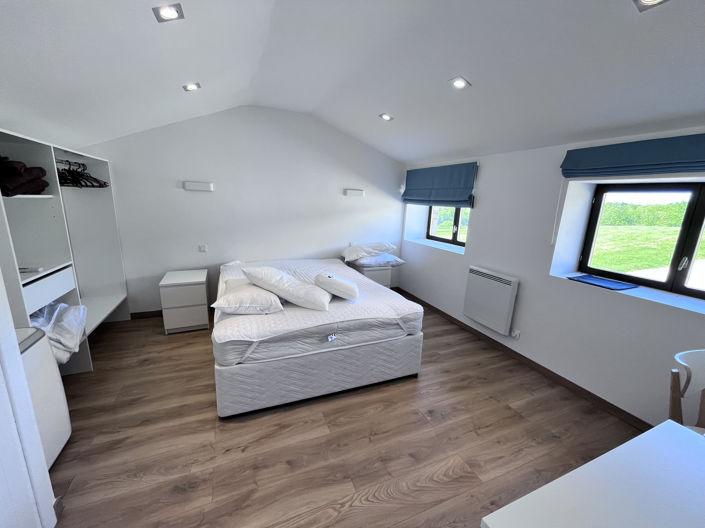 Image No.21-5 Bed House for sale