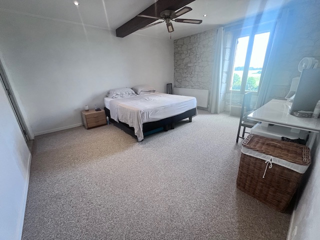 Image No.6-5 Bed House for sale