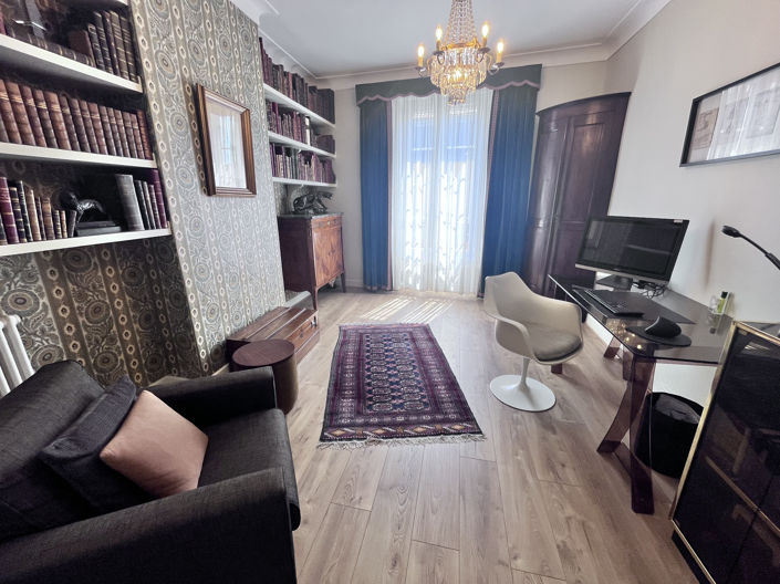 Image No.13-7 Bed House for sale