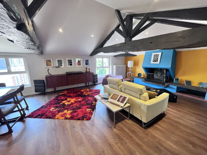 Image No.15-7 Bed House for sale