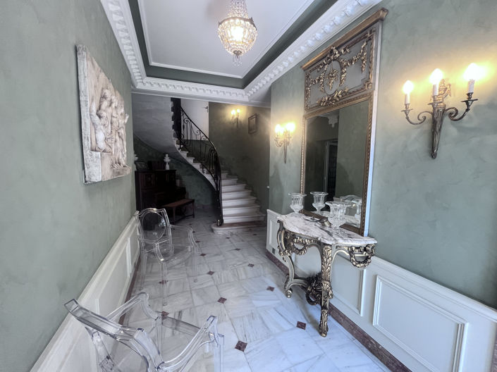 Image No.4-7 Bed House for sale