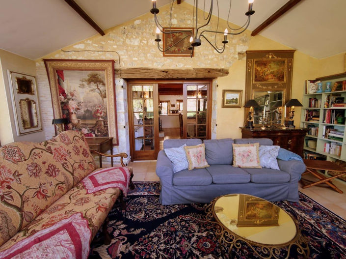 Image No.2-5 Bed House for sale