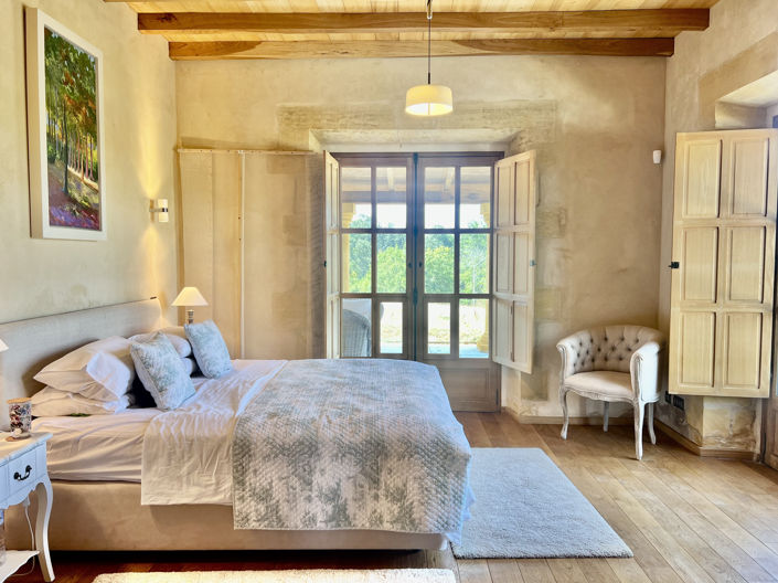 Image No.25-3 Bed Property for sale