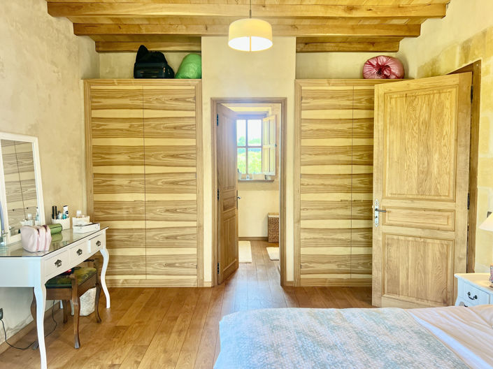 Image No.26-3 Bed Property for sale