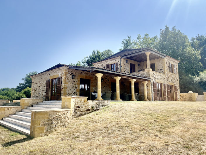 Image No.3-3 Bed Property for sale