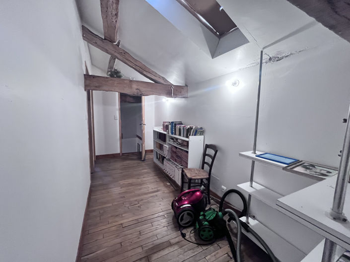 Image No.16-6 Bed House for sale