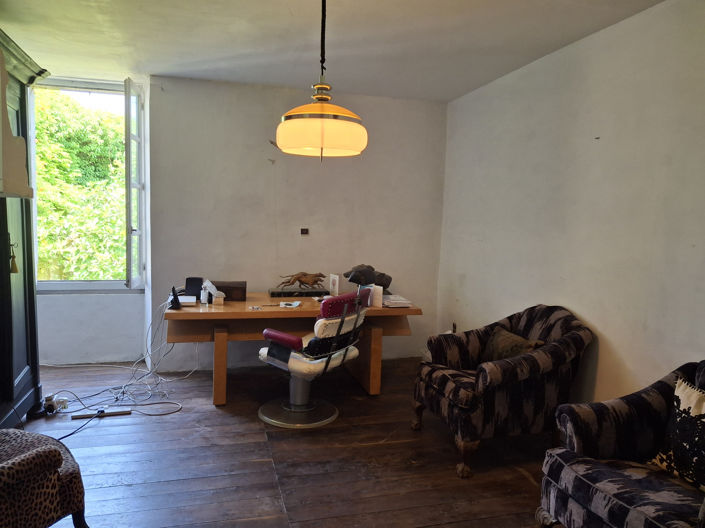 Image No.13-8 Bed House for sale