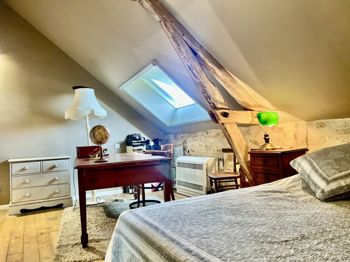 Image No.15-3 Bed Land for sale