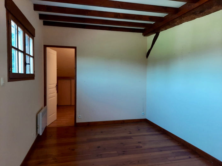 Image No.19-5 Bed House for sale