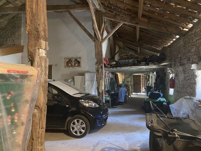 Image No.25-5 Bed House for sale