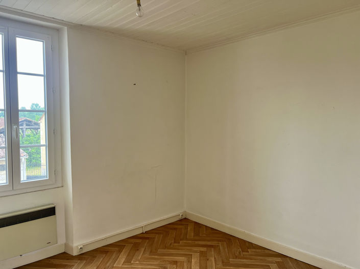 Image No.7-2 Bed House for sale