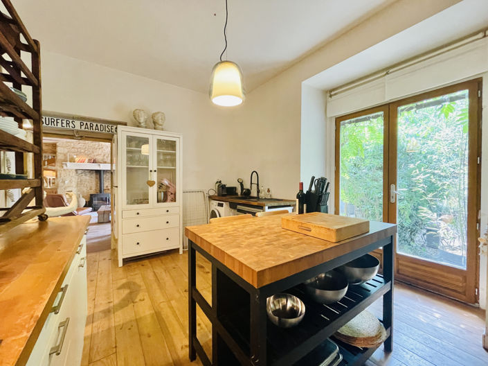 Image No.3-4 Bed House for sale