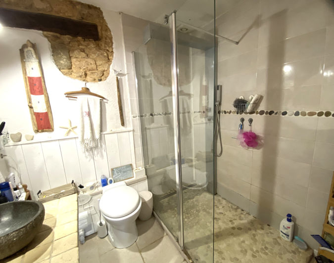 Image No.17-3 Bed House for sale