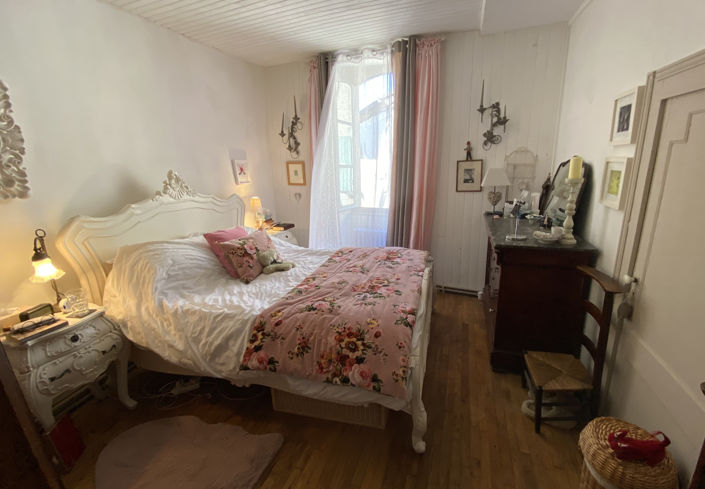 Image No.20-3 Bed House for sale