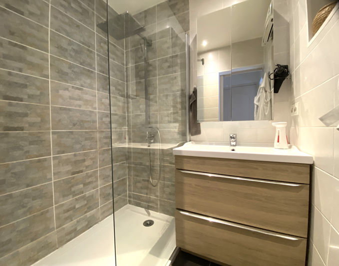 Image No.16-3 Bed House for sale