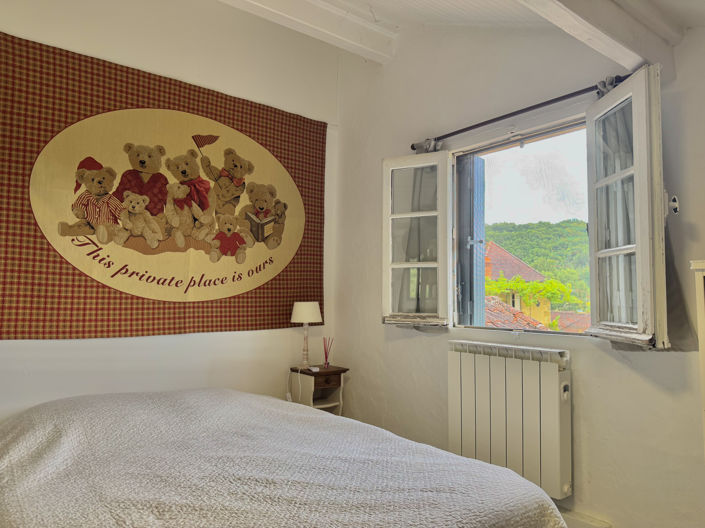 Image No.19-3 Bed House for sale