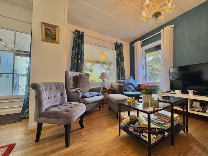 Image No.6-3 Bed House for sale