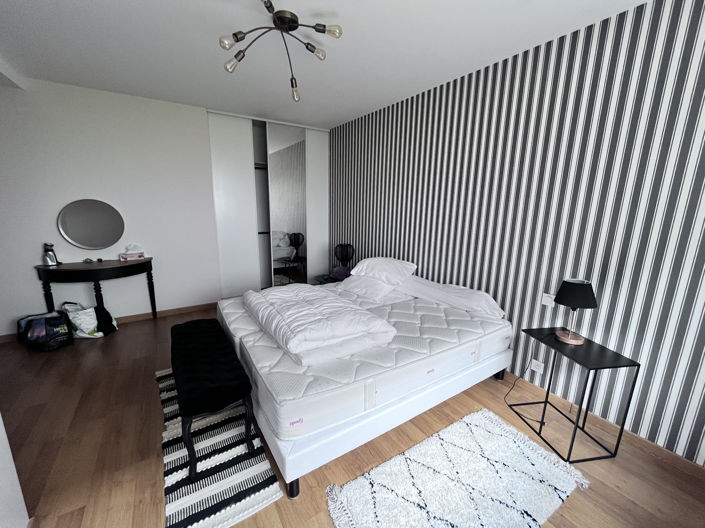 Image No.12-6 Bed House for sale