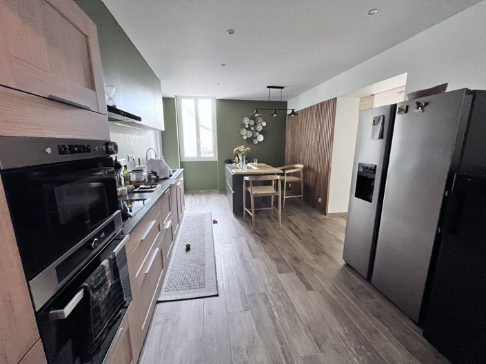 Image No.2-6 Bed House for sale