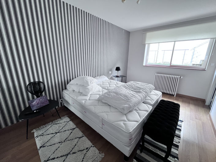 Image No.22-6 Bed House for sale