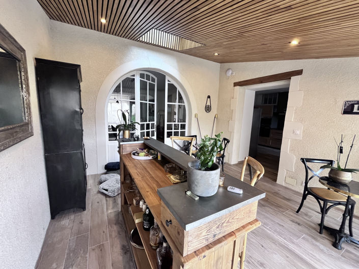 Image No.3-6 Bed House for sale