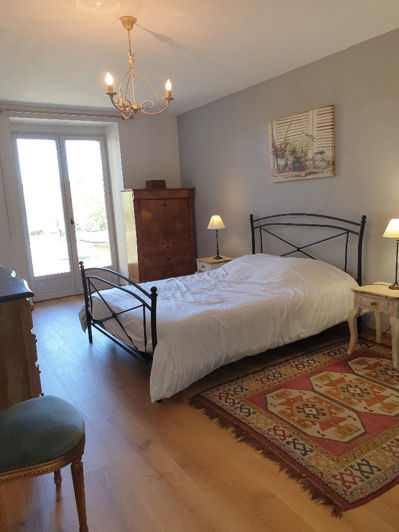 Image No.12-5 Bed House for sale