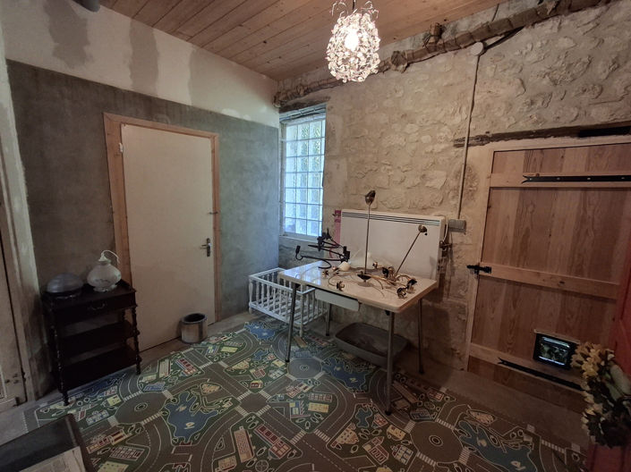 Image No.14-4 Bed House for sale