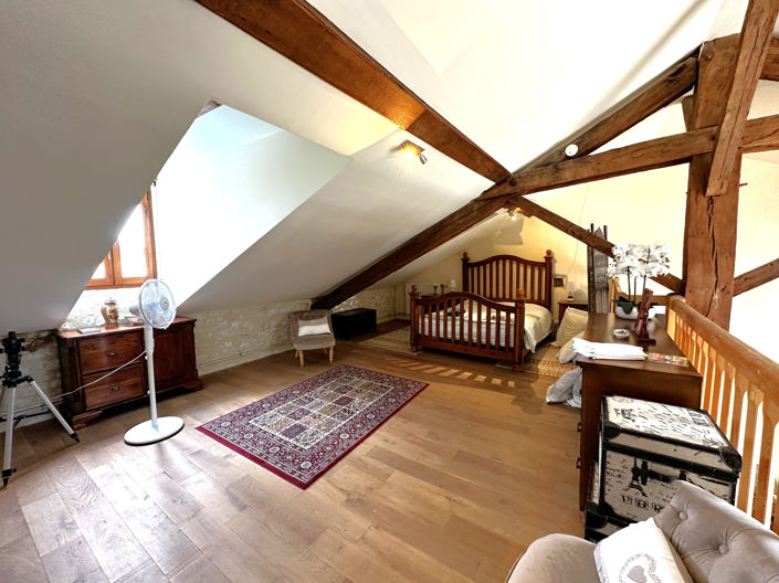 Image No.11-4 Bed House for sale