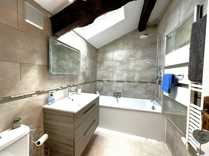 Image No.14-4 Bed House for sale