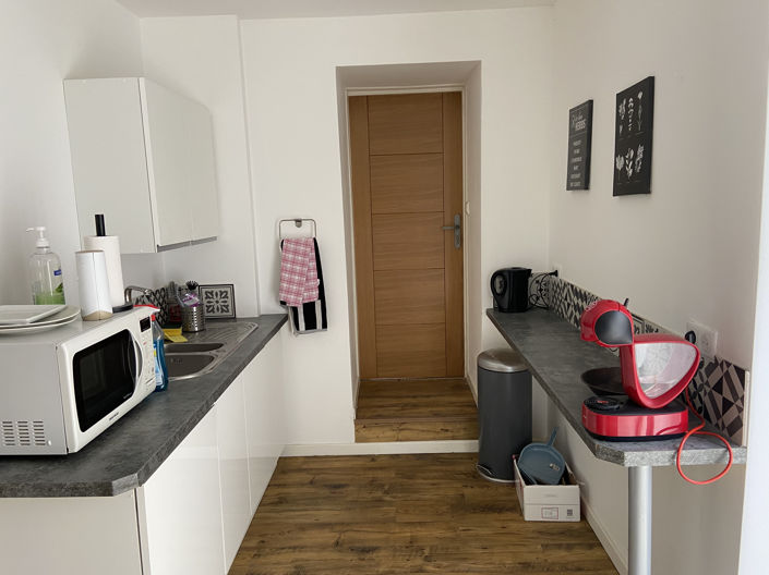 Image No.12-3 Bed Property for sale