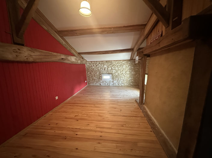 Image No.12-5 Bed House for sale