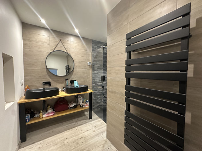 Image No.5-5 Bed House for sale