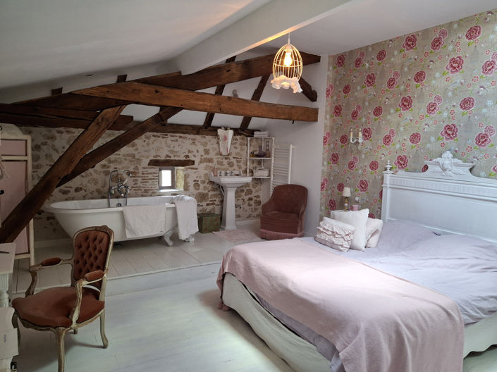 Image No.6-8 Bed House for sale