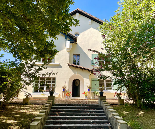 Image No.5-5 Bed House for sale