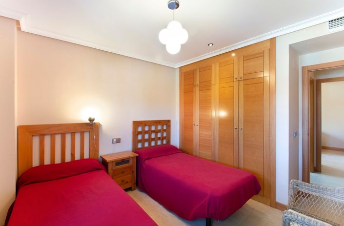 Image No.14-3 Bed Apartment for sale