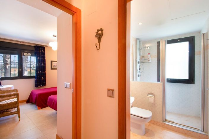 Image No.16-3 Bed Apartment for sale