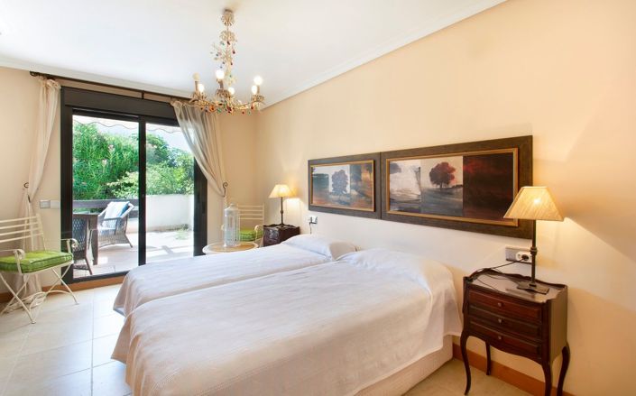 Image No.8-3 Bed Apartment for sale