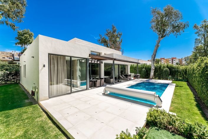 Image No.14-4 Bed Villa for sale