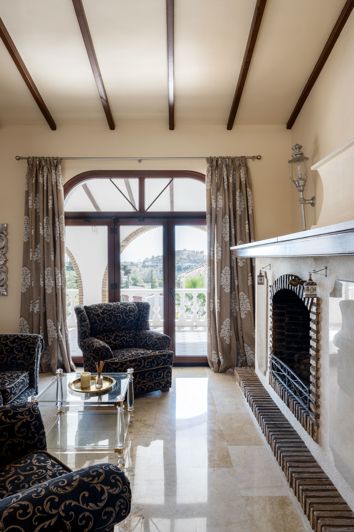 Image No.8-6 Bed Villa for sale